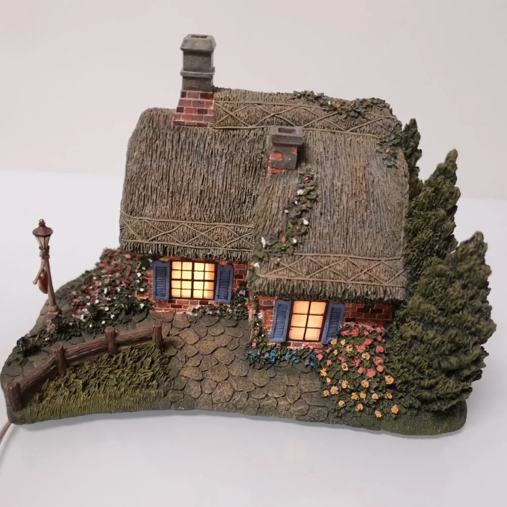 Hawthorne Village Seaside Thomas Kinkade Sweetheart Cottage Lighted COA 79733